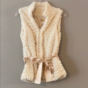 NWOT Faux Fur Vest